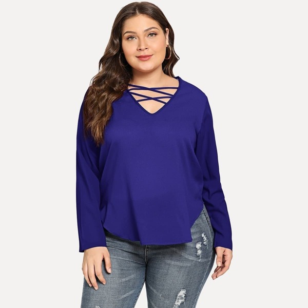 

Plus Criss-cross Curved Hem Solid Blouse