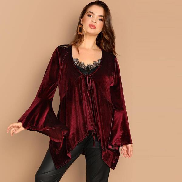 

Plus Bell Sleeve Hanky Hem Velvet Coat