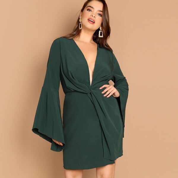 

Plus Plunging Neck Bell Sleeve Dress
