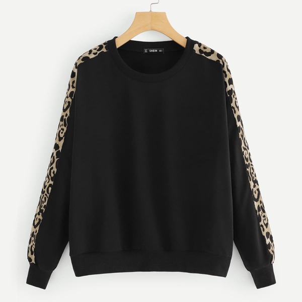 

Contrast Leopard Tunic Pullover