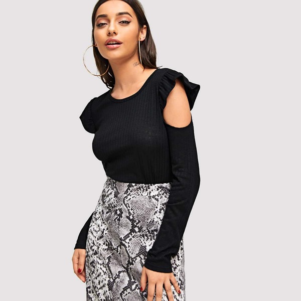 

Ruffle Trim Cut-Out Sleeve Tee