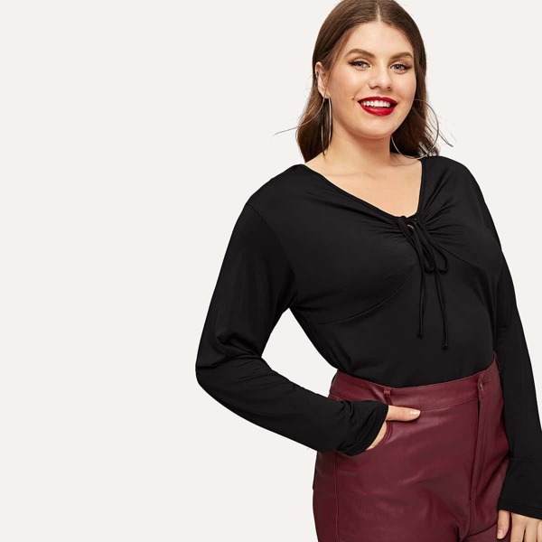 

Plus Knot V Neck Solid Tee