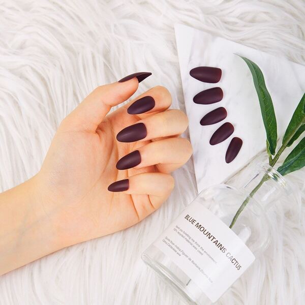 

Matte Almond Fake Nail 24pcs & Tape & Nail File