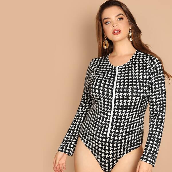 

Plus Zip Front Houndstooth Form Fitting Bodysuit