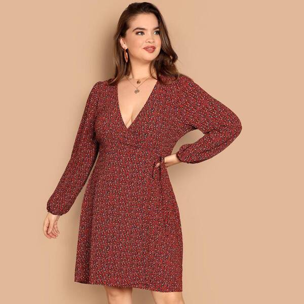 

Plus Ditsy Floral Print V Neck Dress