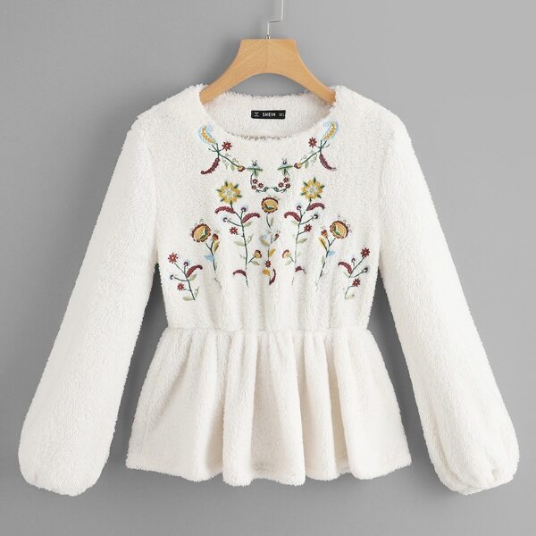 

Flared Hem Embroidery Teddy Sweatshirt, White