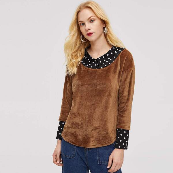 

Contrast Polka-Dot Top