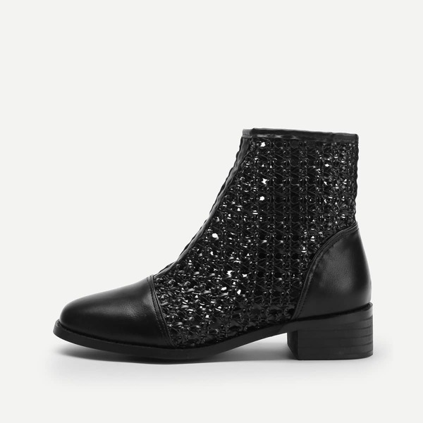 

Cut-out Cap Toe Ankle Boots
