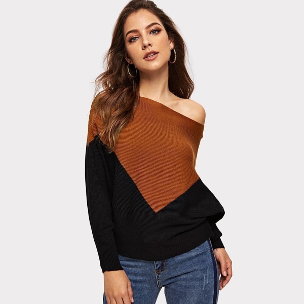

Two-tone Batwing Sleeve Sweater
