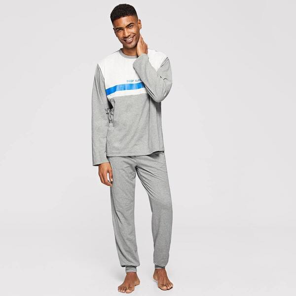 

Men Color Block Letter Top & Pants Pajama Sets