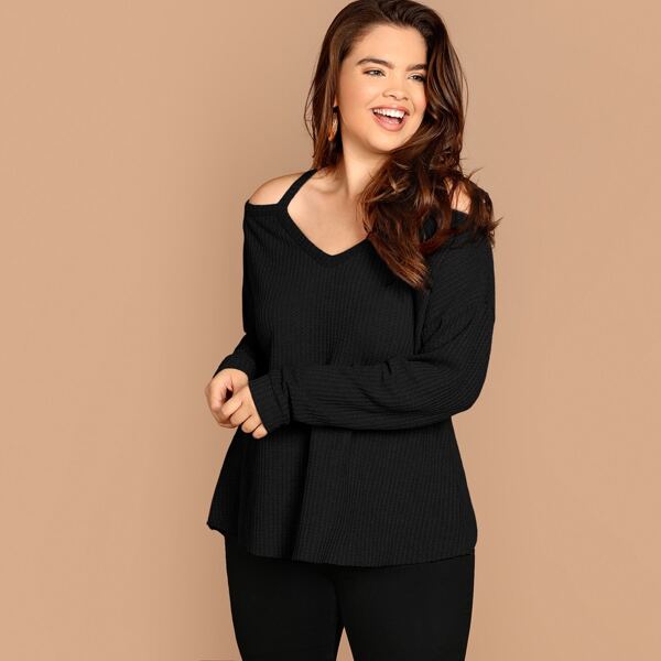 

Plus Cold Shoulder Solid Tee