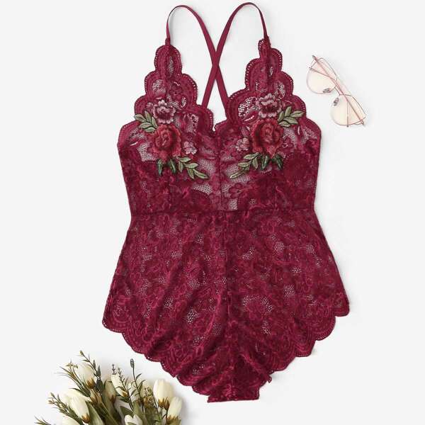 

Plus Criss Cross Appliques Scalloped Trim Lace Teddy Bodysuit
