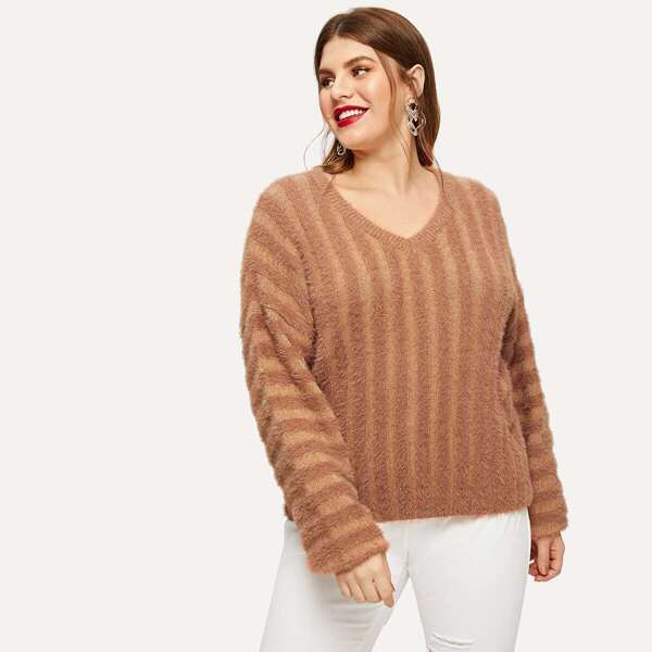 

Plus V Neck Fuzzy Jumper, Khaki