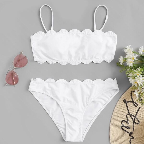 

Scalloped Trim Bikini Set