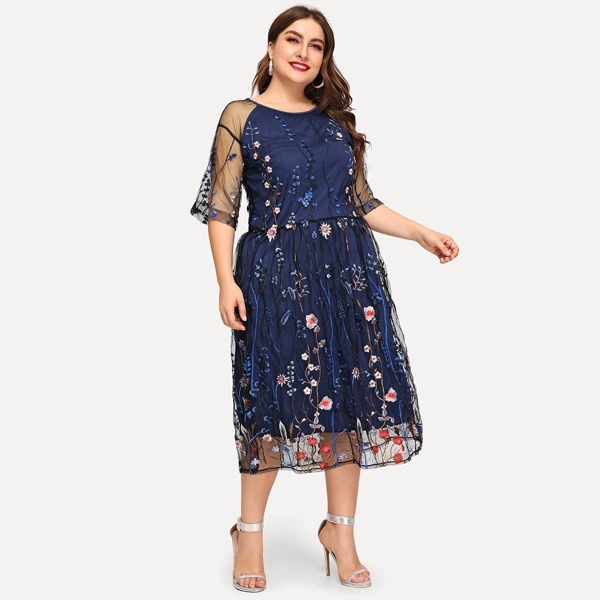 

Plus Contrast Mesh Embroidery Dress, Navy