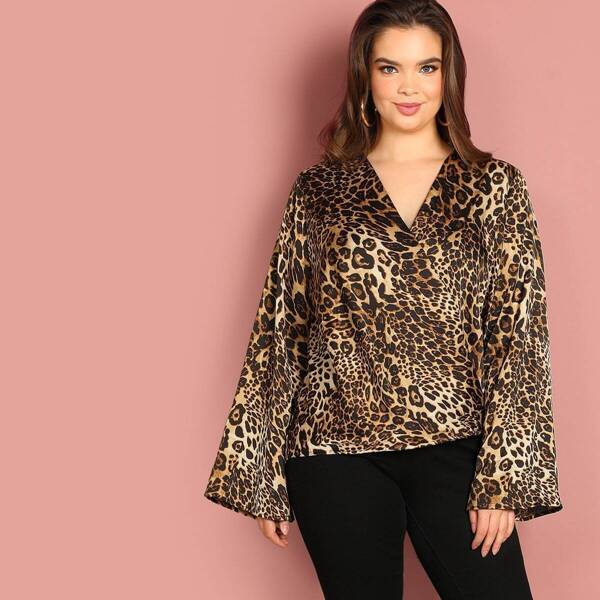 

Plus Leopard Print Surplice Blouse