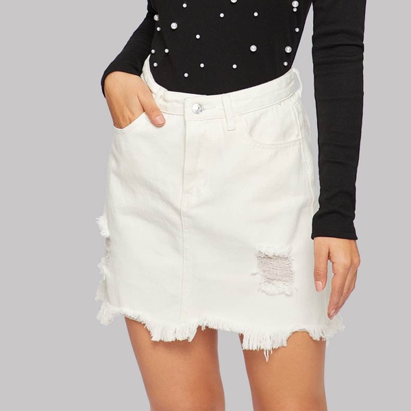 

Frayed Hem Ripped Denim Skirt