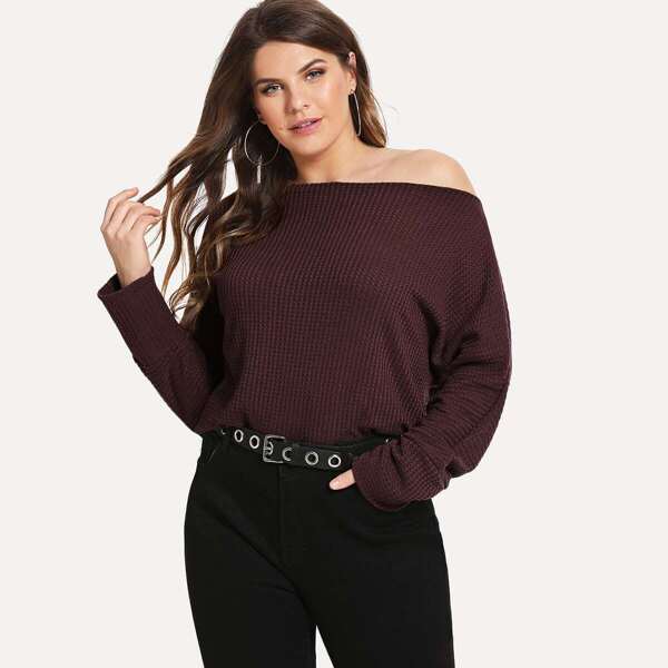 

Plus Solid Boat Neck Tee