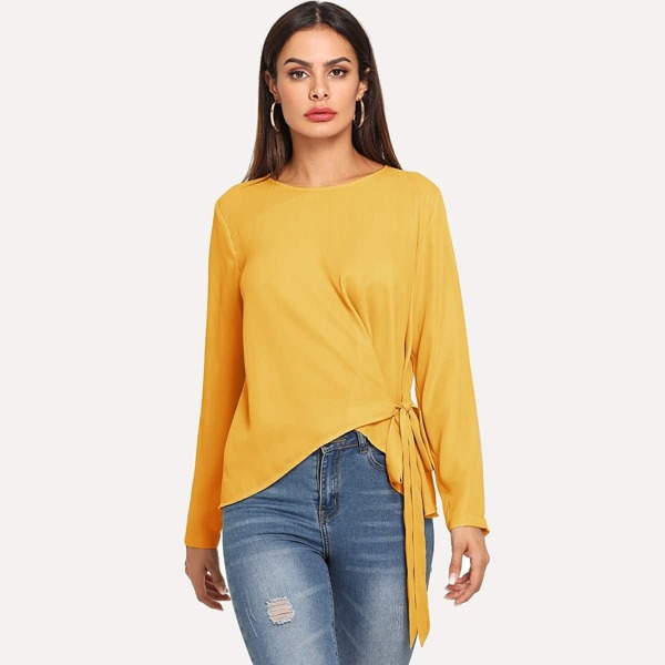 

Knot Side Asymmetric Hem Top