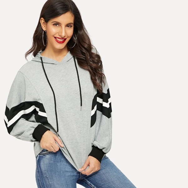 

Striped Insert Drawstring Hoodie