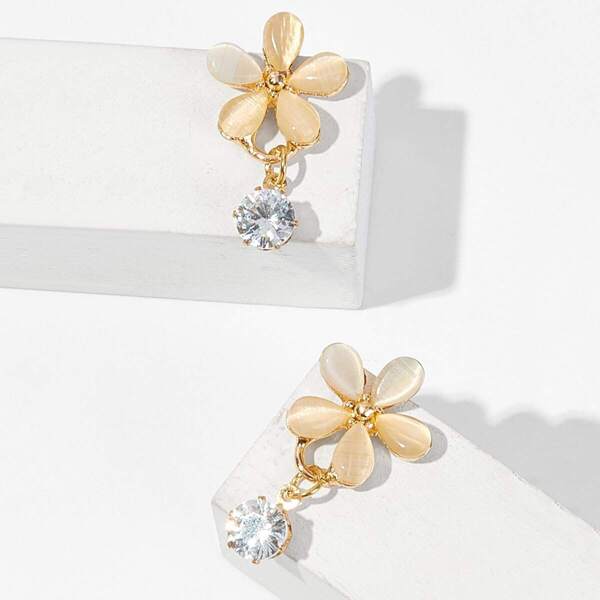 

Rhinestone Detail Flower Drop Earrings 1pair