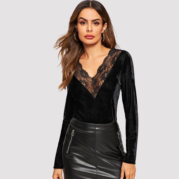 

Lace Insert Solid Velvet Top