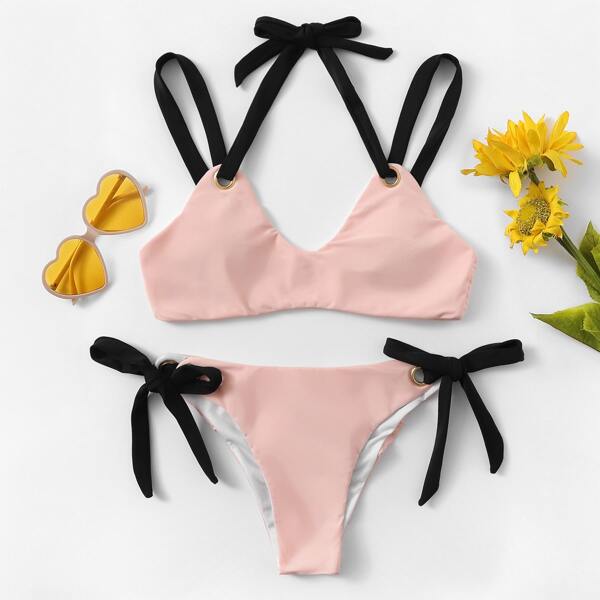 

Eyelet Halter Top With Tie Side Ruched Bikini Set