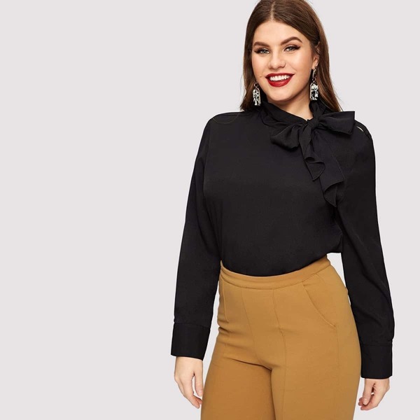 

Plus High Neck Knot Solid Top