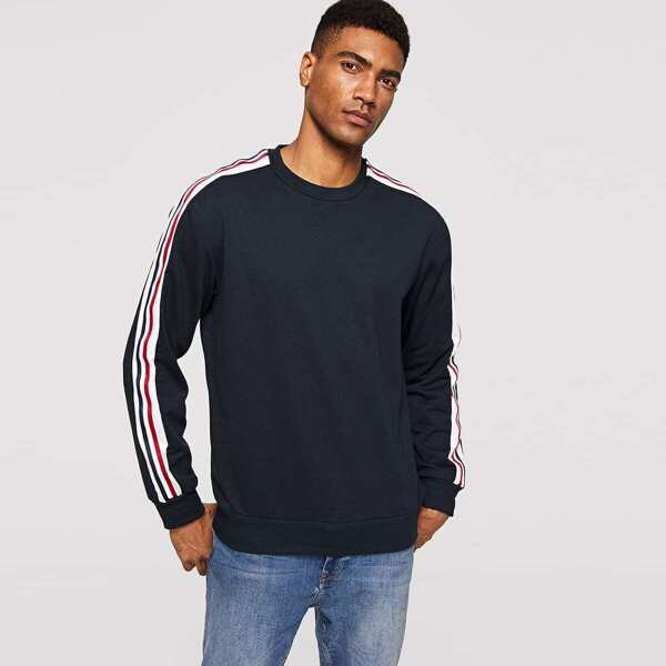 

Men Striped Sleeve Round Neck Pullover