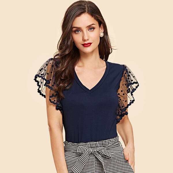 

Dot Mesh Flutter Sleeve T-shirt