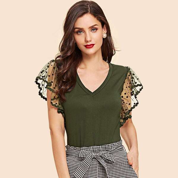 

Dot Mesh Flutter Sleeve T-shirt