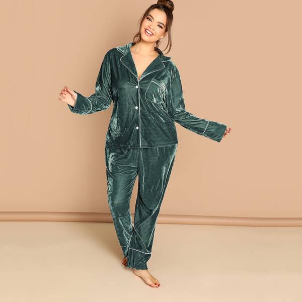 

Plus Contrast Tipping Velvet Shirt & Pants PJ Set