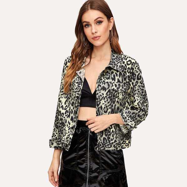 

Flap Pocket Front Leopard Denim Jacket
