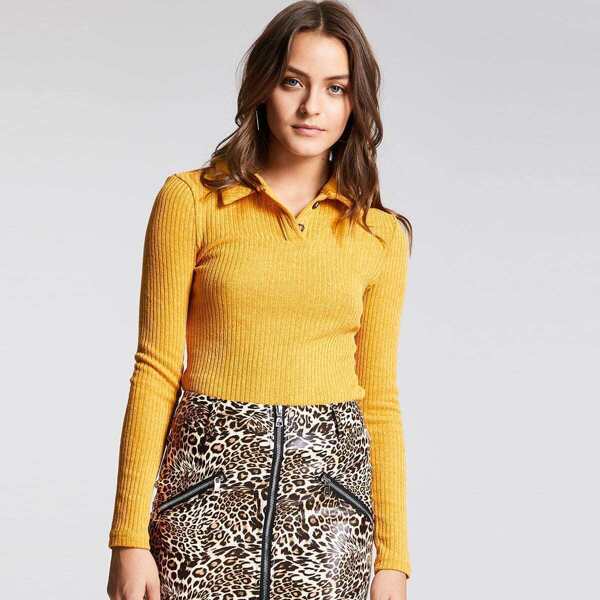 

Button Front Ribbed Knit Collar Tee
