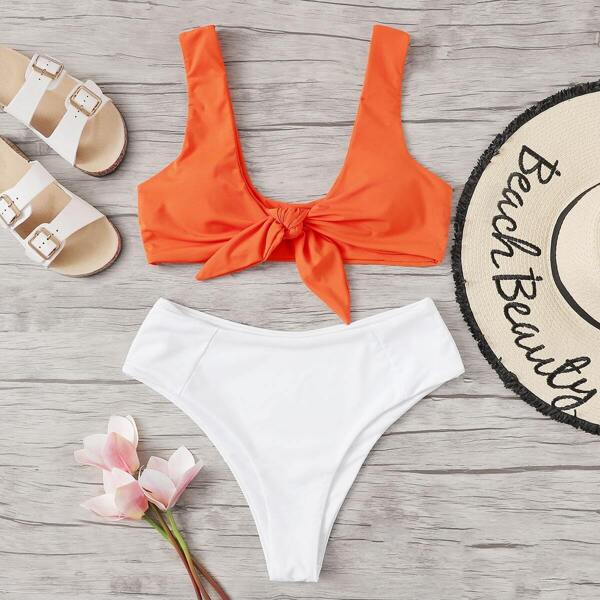 

Two Tone Tie Front Scoop Neck Bikini Set