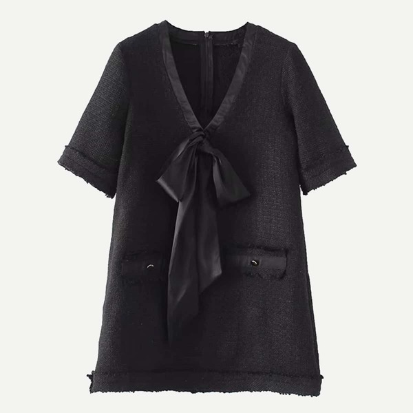 

Tie Neck Dual Pocket Tweed Dress