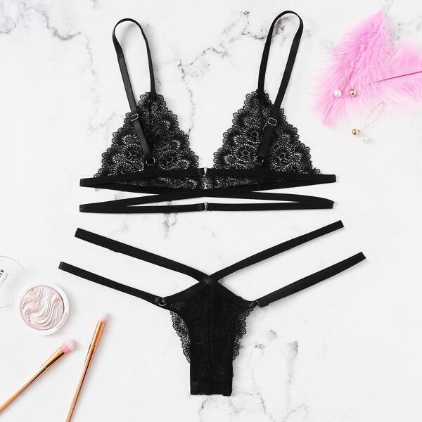 

Harness Detail Lace Lingerie Set