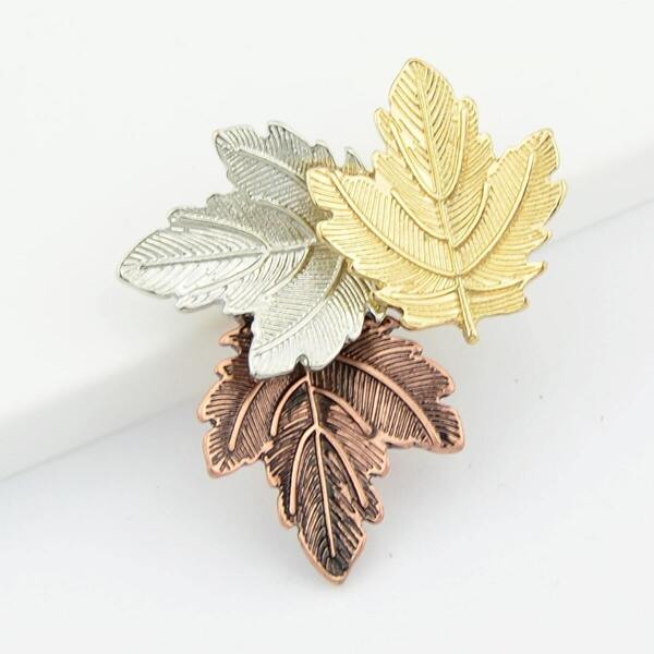 

Multicolors Leaf Shape Brooch