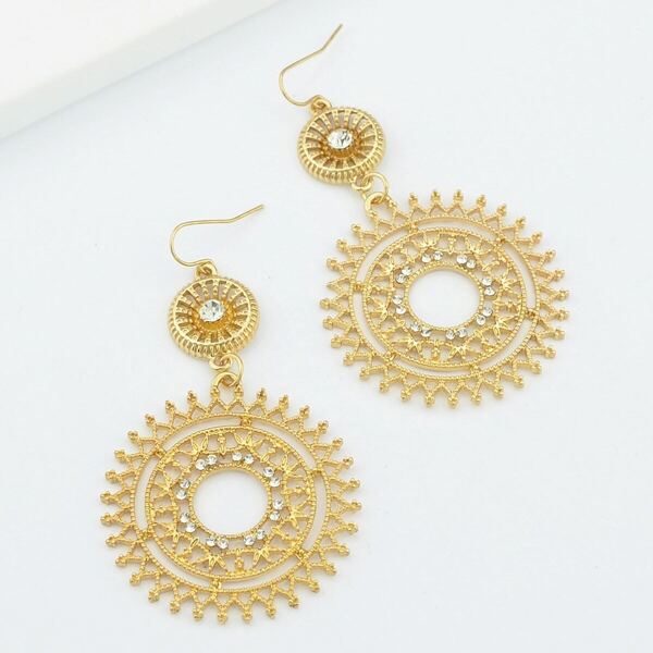 

Hollow Out Flower Simulated Rhinestone Earrings