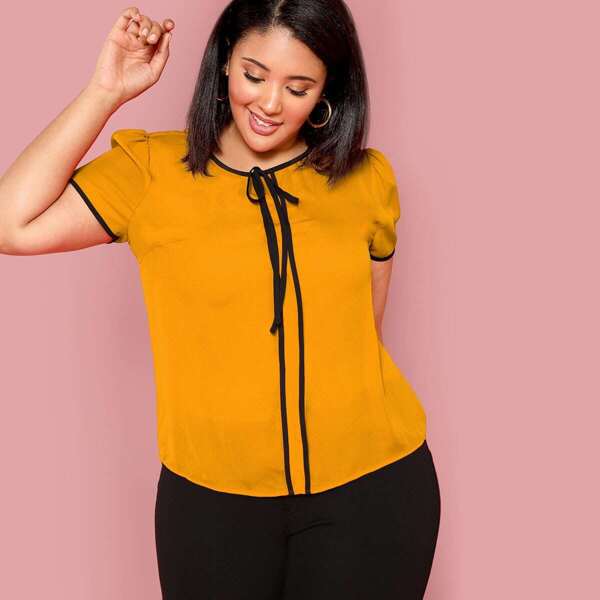

Plus Contrast Binding Knot Front Top