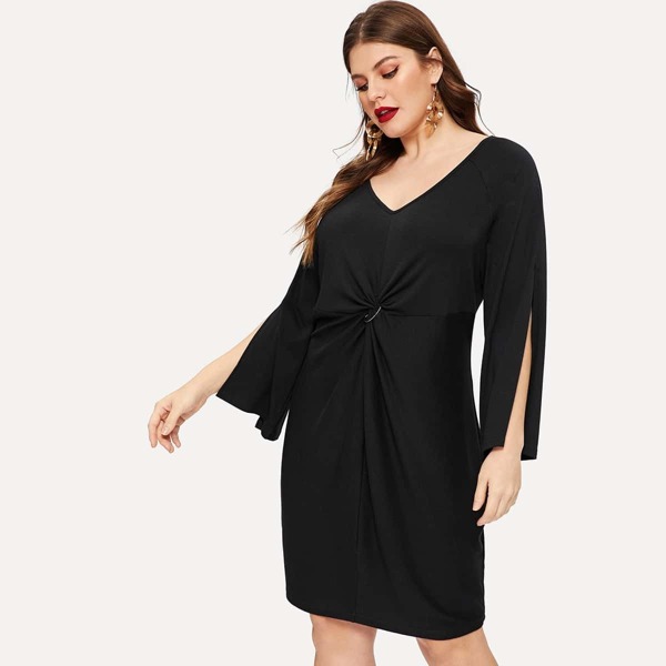 

Plus Twist Front Split Sleeve Dress