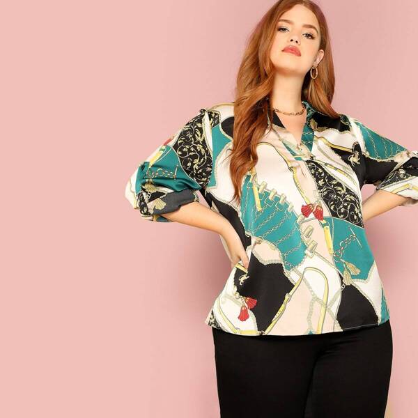 

Plus Chain Print V Neck Blouse