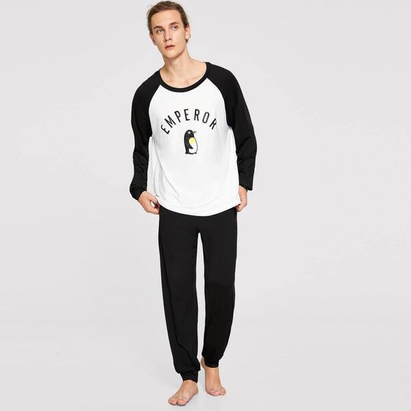 

Men Penguin & Letter Print Pajama Set