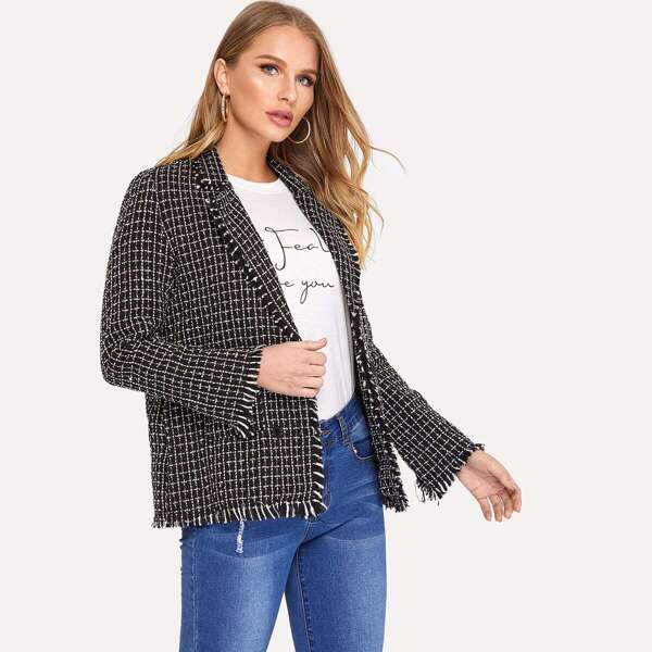 

Frayed Trim Pocket Patched Tweed Blazer