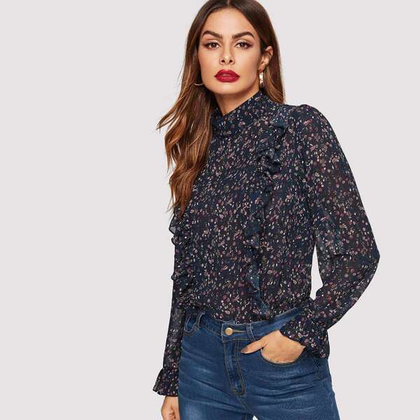 

Mock Neck Ditsy Floral Ruffle Top