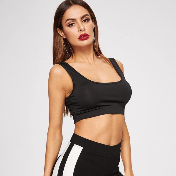 

Thick Strap Solid Crop Sport Bra