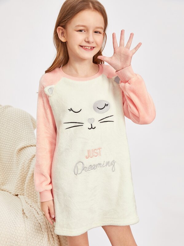 

Girls Color Block Embroidered Teddy Nightdress, Multicolor