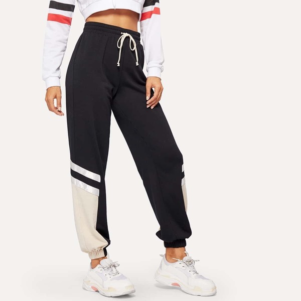 

Cut-and-sew Elastic Hem Drawstring Pants