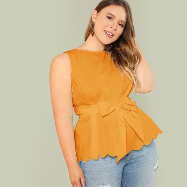 

Plus Scallop Hem Shell Top with Belt