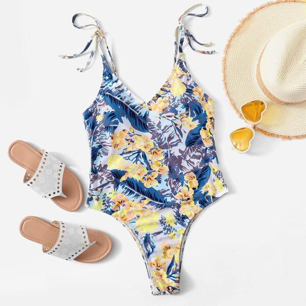 

Knot Random Print One-Piece Swimsuit